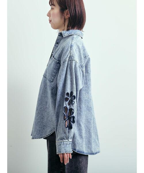 SM2（エスエムツー）の「くり抜き刺繍オーバーシャツ（シャツ/ブラウス・レディース・ブルー/ピンク/ネイビー/オフホワイト・F）」の21枚目の写真