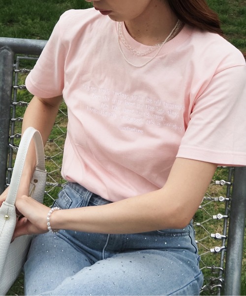 ＆soiree（アンドソワレ）の「【＆soiree】フロント刺_Tシャツ(CP)（Tシャツ/カットソー・レディース・ネイビー/ホワイト/ピンク/ブラウン/スミクロ/ベージュ・FREE）」の19枚目の写真