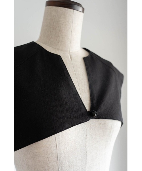 Knuth Marf(クヌースマーフ)の「accent big collar(その他トップス・レディース・ホワイト/ブラック・FREE)」の11枚目の写真
