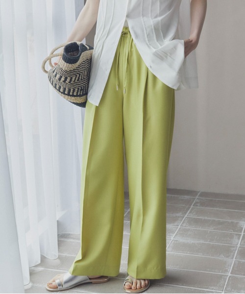 Doux archives（ドゥアルシーヴ）の「センタープレスイージーパンツ（その他パンツ・レディース・グリーン/ブラウン/イエロー・36/38）」の3枚目の写真