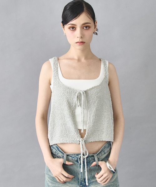 ANAP(アナップ)の「2WAY リボン ニット キャミソール ビスチェ(キャミソール・レディース・ラベンダー/ライトグレー/ホワイト・FREE)」の2枚目の写真