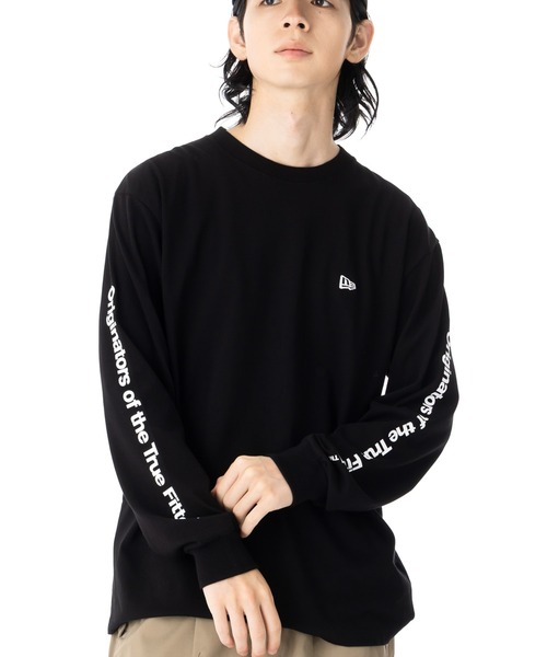 NEW ERA(ニューエラ)の「ニューエラ 長袖Tシャツ オリジナルロゴ ロンT(Tシャツ/カットソー・メンズ・ホワイト/ブラック・XXL/XL/L/S/M)」の2枚目の写真