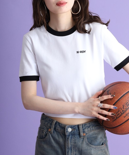 NERDY（ノルディ）の「ブレンク ロゴ  クロップド 半袖 Tシャツ（Tシャツ/カットソー・レディース・ピンク/ブルー/ブラック/パープル・S/SS/M）」の15枚目の写真