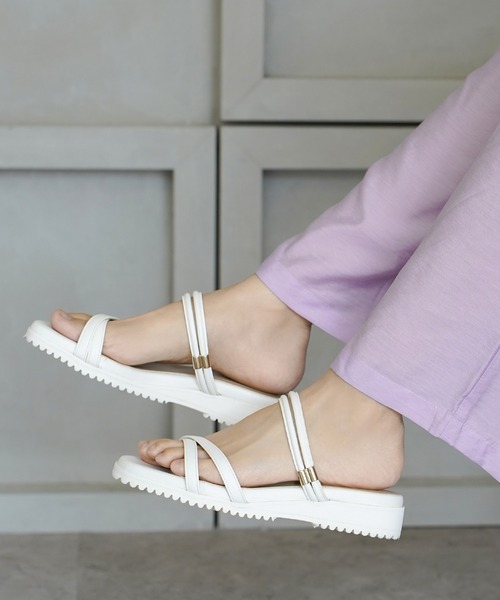 chocolates(チョコラテス)の「スクエアトゥ 2wayベルト ミュールサンダル【日本製】(サンダル・レディース・シルバー/ホワイト/ブラック/ピンク・S/M/L/LL)」の22枚目の写真