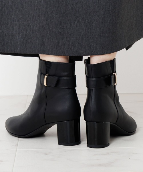 卑弥呼(ヒミコ)の「【卑弥呼】【撥水】5.5cmヒールベルトパーツデザインブーツ/653401(ブーツ・レディース・グレイッシュベージュ/ダークブラウン/ブラック・24.0cm/23.0cm/22.5cm/22.0cm/21.5cm/26.0cm/25.5cm/26.5cm/25.0cm/24.5cm/23.5cm)」の14枚目の写真