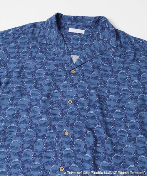SENSE OF PLACE by URBAN RESEARCH（センスオブプレイスバイアーバンリサーチ）の「『別注』JAWS×SENSE OF PLACE　総柄オープンカラーシャツ（シャツ/ブラウス・メンズ・アイボリー/ブルー/グリーン・MEDIUM/LARGE）」の13枚目の写真