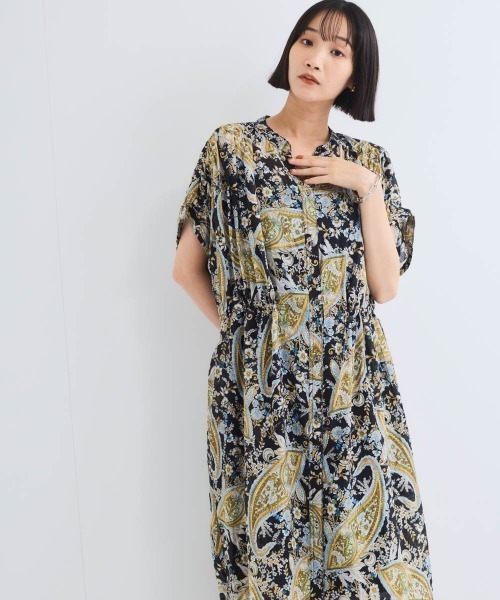 VICKY（ビッキー）の「ペイズリーガラスモックシャツワンピース≪手洗い可能≫（シャツワンピース・レディース・ベージュ系その他/ブラック系その他・M）」の2枚目の写真