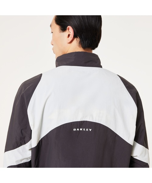 OAKLEY(オークリー)の「オークリー ENHANCE ACLIFE WIND JACKET 2.0/ウィンドジャケット/UPF50+/撥水/防風/スポーツ・トレーニング/OAKLEY(その他アウター・メンズ・グレー/ブルー系その他・S/XL/M/L)」の6枚目の写真