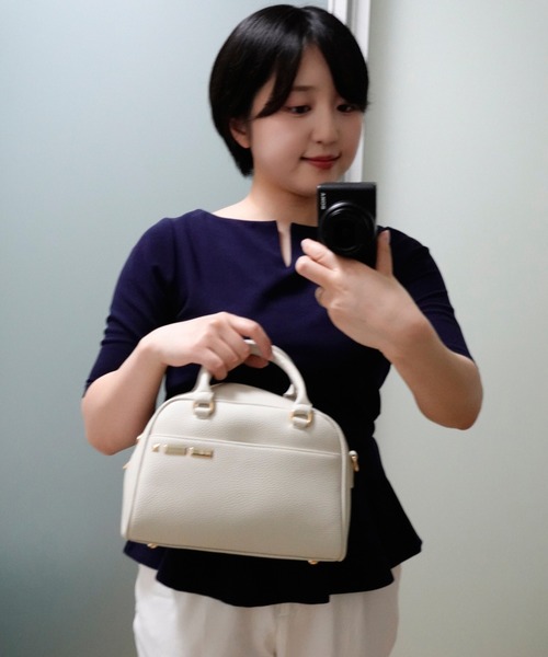 &. NOSTALGIA(アンドドットノスタルジア)の「【ZOZO限定】わきこのコスメ部屋コラボ キーネックペプラムトップス(Tシャツ/カットソー・レディース・ネイビー/チャコールグレー/オフホワイト/グレイッシュベージュ・M)」の9枚目の写真