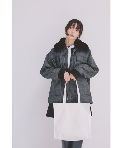 FURFUR（ファーファー）の「【USAGI ONLINE/ZOZOTOWN限定】ファスナー付きキャリーオントートバッグ（トートバッグ・レディース・アイボリー/ブラック/イエロー/レッド/ピンク/ライトブルー/ネイビー/グリーン/ブラウン/ラベンダー・F）」の15枚目の写真