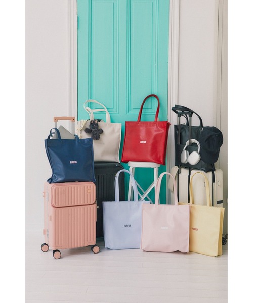 FURFUR（ファーファー）の「【USAGI ONLINE/ZOZOTOWN限定】ファスナー付きキャリーオントートバッグ（トートバッグ・レディース・アイボリー/ブラック/イエロー/レッド/ピンク/ライトブルー/ネイビー/グリーン/ブラウン/ラベンダー・F）」の21枚目の写真