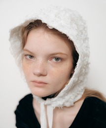 Carmelo（カーメロ）の「Flower motif fake fur hood / フラワーモチーフ フードバラクラバ（ハット）」