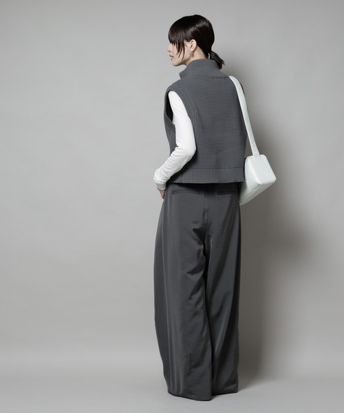 NANO universe（ナノユニバース）の「ダブルジップアップドライバーズニットベスト（ベスト・レディース・グレー/ホワイト/ブラック・FREE）」の13枚目の写真