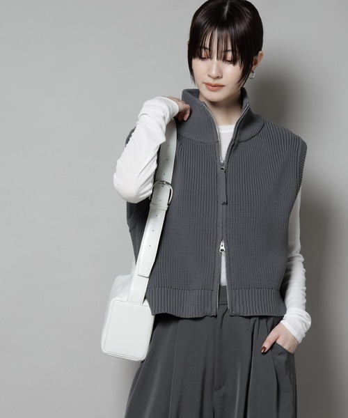 NANO universe（ナノユニバース）の「ダブルジップアップドライバーズニットベスト（ベスト・レディース・グレー/ホワイト/ブラック・FREE）」の8枚目の写真