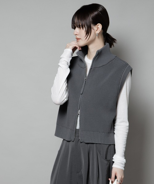 NANO universe（ナノユニバース）の「ダブルジップアップドライバーズニットベスト（ベスト・レディース・グレー/ホワイト/ブラック・FREE）」の9枚目の写真