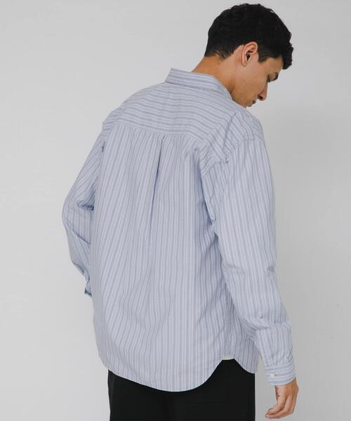 URBAN RESEARCH Sonny Label（アーバンリサーチサニーレーベル）の「高密度タイプライターレギュラーシャツ（シャツ/ブラウス・メンズ・ホワイト/ベージュ系その他/ネイビー/ブルー系その他/カーキ・MEDIUM/LARGE/X-LARGE）」の20枚目の写真