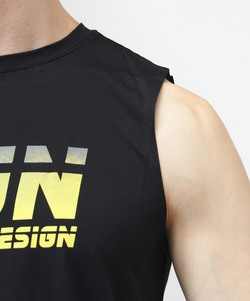 TIGORA by BEAMS DESIGN（ティゴラバイビームスデザイン）の「ティゴラ ビームス TIGORA BEAMS BEAMS DESIGN ランニンググラフィックノースリーブ（タンクトップ・メンズ・ホワイト/ブラック・S/M/L/LL/3L）」の6枚目の写真