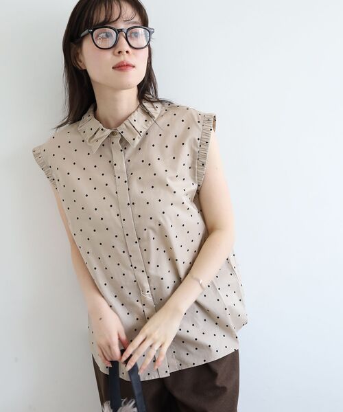 le.coeur blanc(ルクールブラン)の「《手洗い可能》ドットエリタックデザインブラウス(シャツ/ブラウス・レディース・ブラック系その他/ベージュ系その他2・38)」の4枚目の写真