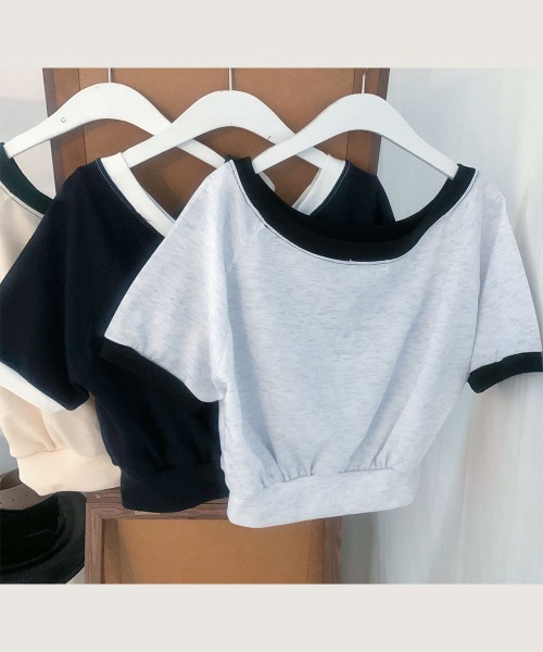 NANAHACHI（ナナハチ）の「ボートネック オフショル 半袖トレーナー（Tシャツ/カットソー・レディース・クリーム/ライトグレー/ネイビー・FREE）」の22枚目の写真