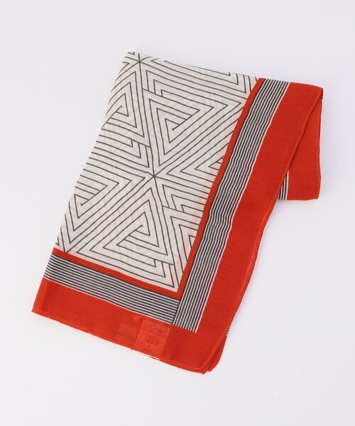 MICO COULIER（ミコクリエ）の「薄手プリントスクエアストール（ストール/ショール・レディース・オレンジ系その他/ブラック系その他・FREE）」の2枚目の写真