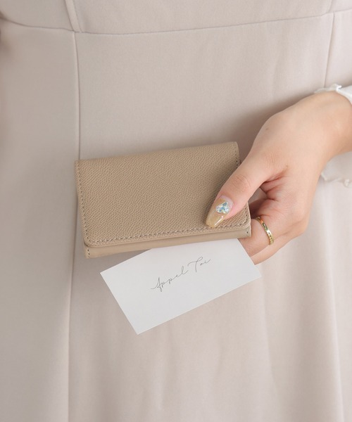 ALTROSE（アルトローズ）の「シンプル 名刺ケース 名刺入れ カードケース 角シボ タバサ 男女兼用（名刺入れ・レディース・グレー/ブラック/ネイビー/ベージュ・FREE）」の9枚目の写真