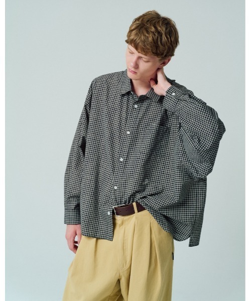 ADAM PATEK（アダムパテック）の「【ADAMPATEK/アダムパテック】small check wide shirt  チェックシャツ（シャツ/ブラウス・メンズ・グリーン/ブラック・1/2）」の2枚目の写真