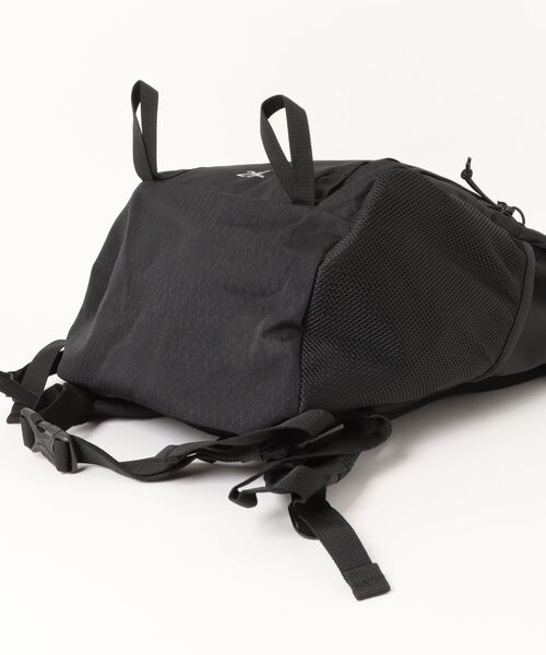 Gramicci(グラミチ)の「/GRAMICCI/DAY PACK 25L(バックパック/リュック・メンズ・ブラック・FREE)」の13枚目の写真