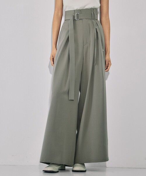 UNITED TOKYO（ユナイテッドトウキョウ）の「【残りわずか！】ストリングクロスタックワイドパンツ｜ウォッシャブル/防シワ/セットアップ/オフィスカジュアル/オケージョン/春服（スラックス・レディース・カーキ/ブラック・2/1）」の12枚目の写真