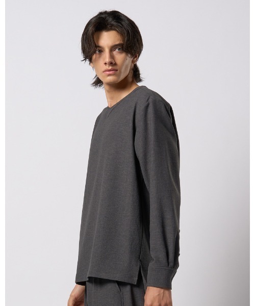 wjk(ダヴルジェイケイ)の「boat V-neck pullover shirt(シャツ/ブラウス・メンズ・ブラック/チャコールグレー/ナチュラル・SMALL/MEDIUM/LARGE/X-LARGE)」の5枚目の写真