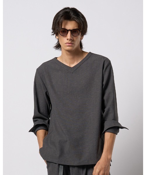 wjk(ダヴルジェイケイ)の「boat V-neck pullover shirt(シャツ/ブラウス・メンズ・ブラック/チャコールグレー/ナチュラル・SMALL/MEDIUM/LARGE/X-LARGE)」の7枚目の写真