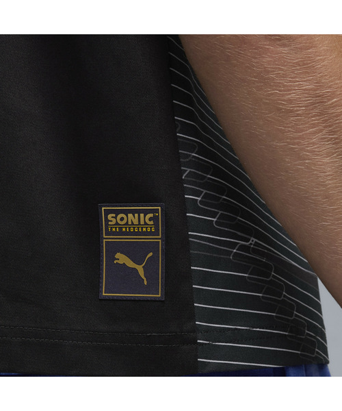 PUMA（プーマ）の「PUMA プーマ メンズ PUMA x ソニック リラックスド グラフィック レーサー 半（その他トップス・メンズ・ブラック・X-SMALL/MEDIUM/SMALL/X-LARGE/LARGE）」の5枚目の写真