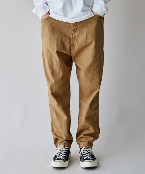 rehacer(レアセル)の「rehacer : Side Pocket Tapered Washed Pants / サイドポケットテーパード ウオッシュド パンツ(チノパンツ・メンズ・スミクロ/ベージュ/オリーブ/ブラック・MEDIUM/LARGE/SMALL)」の3枚目の写真