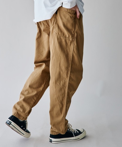 rehacer(レアセル)の「rehacer : Side Pocket Tapered Washed Pants / サイドポケットテーパード ウオッシュド パンツ(チノパンツ・メンズ・スミクロ/ベージュ/オリーブ/ブラック・MEDIUM/LARGE/SMALL)」の16枚目の写真