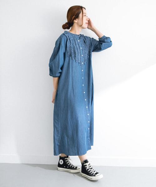 URBAN RESEARCH Sonny Label（アーバンリサーチサニーレーベル）の「デニムフリルヨークワンピース（ワンピース・レディース・ライトインディゴブルー/インディゴブルー・FREE）」の9枚目の写真
