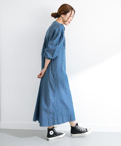 URBAN RESEARCH Sonny Label（アーバンリサーチサニーレーベル）の「デニムフリルヨークワンピース（ワンピース・レディース・ライトインディゴブルー/インディゴブルー・FREE）」の8枚目の写真