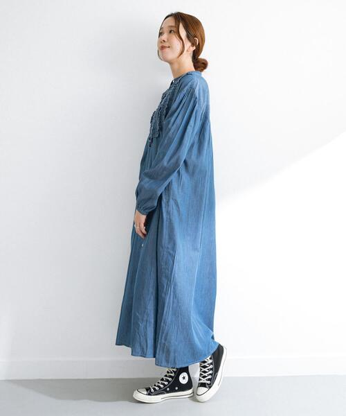 URBAN RESEARCH Sonny Label（アーバンリサーチサニーレーベル）の「デニムフリルヨークワンピース（ワンピース・レディース・ライトインディゴブルー/インディゴブルー・FREE）」の7枚目の写真