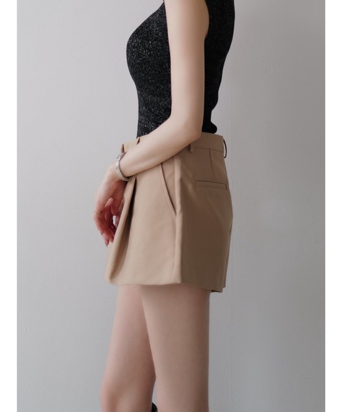 celon(セロン)の「tucked mini pants(その他パンツ・レディース・ブラック/ベージュ・FREE)」の7枚目の写真