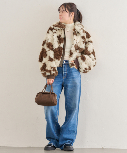 U by SPICK&SPAN（ユーバイスピックアンドスパン）の「MOLLIOLLI/モリオリ GEGE AVIATOR CROPPED JUMPER（その他アウター・レディース・アイボリー・SMALL）」の7枚目の写真