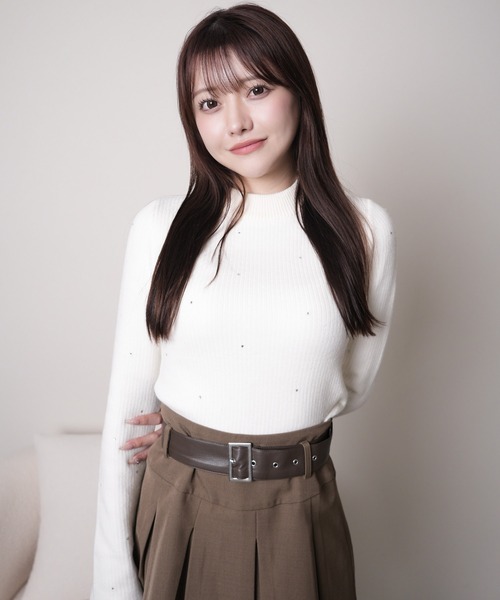 LIPSERVICE(リップサービス)の「ウォームジュエルリブニット(ニット/セーター・レディース・ホワイト/ピンク/ブラック/グレー・FREE)」の2枚目の写真