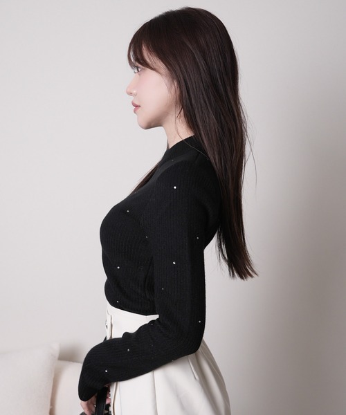 LIPSERVICE(リップサービス)の「ウォームジュエルリブニット(ニット/セーター・レディース・ホワイト/ピンク/ブラック/グレー・FREE)」の6枚目の写真