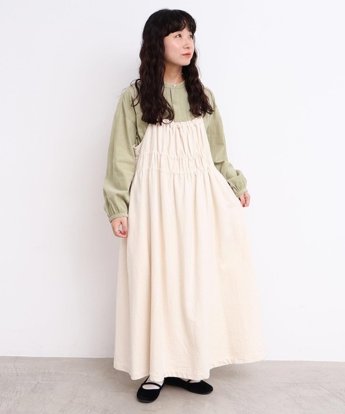 l'atelier du savon（アトリエドサボン）の「_たゆたゆデニム　キャミワンピース（ジャンパースカート・レディース・オフホワイト/ブラック・FREE）」の17枚目の写真