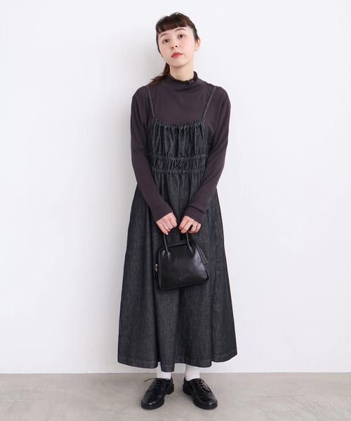 l'atelier du savon（アトリエドサボン）の「_たゆたゆデニム　キャミワンピース（ジャンパースカート・レディース・オフホワイト/ブラック・FREE）」の12枚目の写真