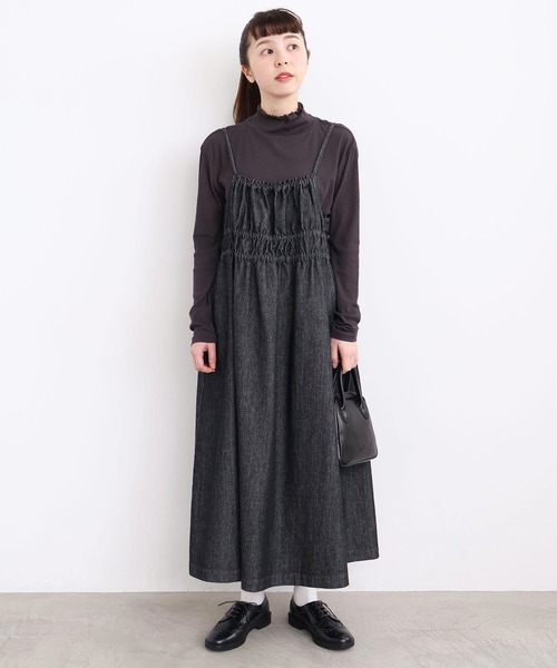 l'atelier du savon（アトリエドサボン）の「_たゆたゆデニム　キャミワンピース（ジャンパースカート・レディース・オフホワイト/ブラック・FREE）」の11枚目の写真