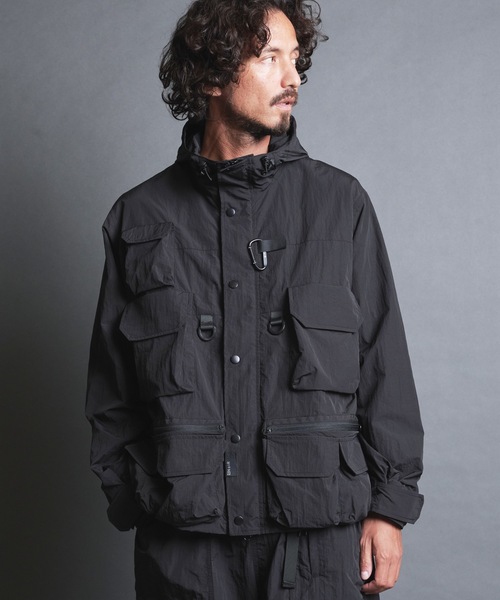 COMMON WARE(コモンウェアー)の「EM:NoiR ノアール Connect Hooded Jacket/ ナイロン コネクト フーデッドジャケット(マウンテンパーカー・メンズ・ブラック・LARGE/MEDIUM)」の5枚目の写真