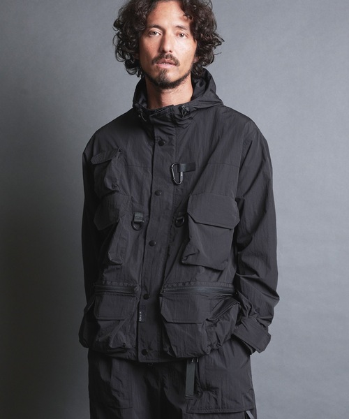 COMMON WARE(コモンウェアー)の「EM:NoiR ノアール Connect Hooded Jacket/ ナイロン コネクト フーデッドジャケット(マウンテンパーカー・メンズ・ブラック・LARGE/MEDIUM)」の8枚目の写真