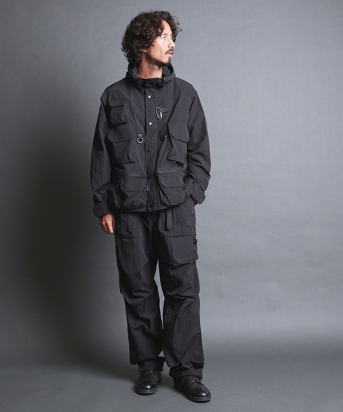 COMMON WARE(コモンウェアー)の「EM:NoiR ノアール Connect Hooded Jacket/ ナイロン コネクト フーデッドジャケット(マウンテンパーカー・メンズ・ブラック・LARGE/MEDIUM)」の15枚目の写真
