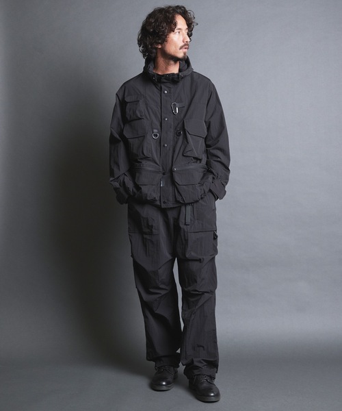 COMMON WARE(コモンウェアー)の「EM:NoiR ノアール Connect Hooded Jacket/ ナイロン コネクト フーデッドジャケット(マウンテンパーカー・メンズ・ブラック・LARGE/MEDIUM)」の17枚目の写真