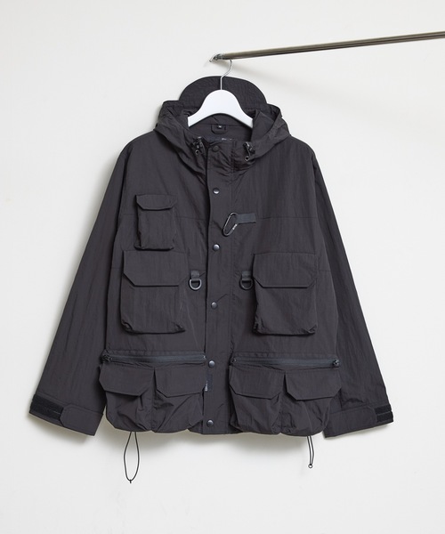 COMMON WARE(コモンウェアー)の「EM:NoiR ノアール Connect Hooded Jacket/ ナイロン コネクト フーデッドジャケット(マウンテンパーカー・メンズ・ブラック・LARGE/MEDIUM)」の19枚目の写真