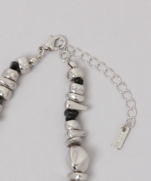 JEANASIS（ジーナシス）の「ストーンハートモチーフネックレス/599460（ネックレス・レディース・ブラック/ブルー系その他/レッド系その他・FREE）」の5枚目の写真