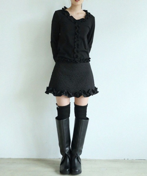 UGLY SHADOW(アグリーシャドウ)の「【Uglyshadow】RUFFLE RIBBED T-SHIRT / 【アグリーシャドウ】ラッフルリブド長袖Tシャツ(Tシャツ/カットソー・レディース・ネイビー/ブラック/ライトグレー・ONE SIZE)」の8枚目の写真